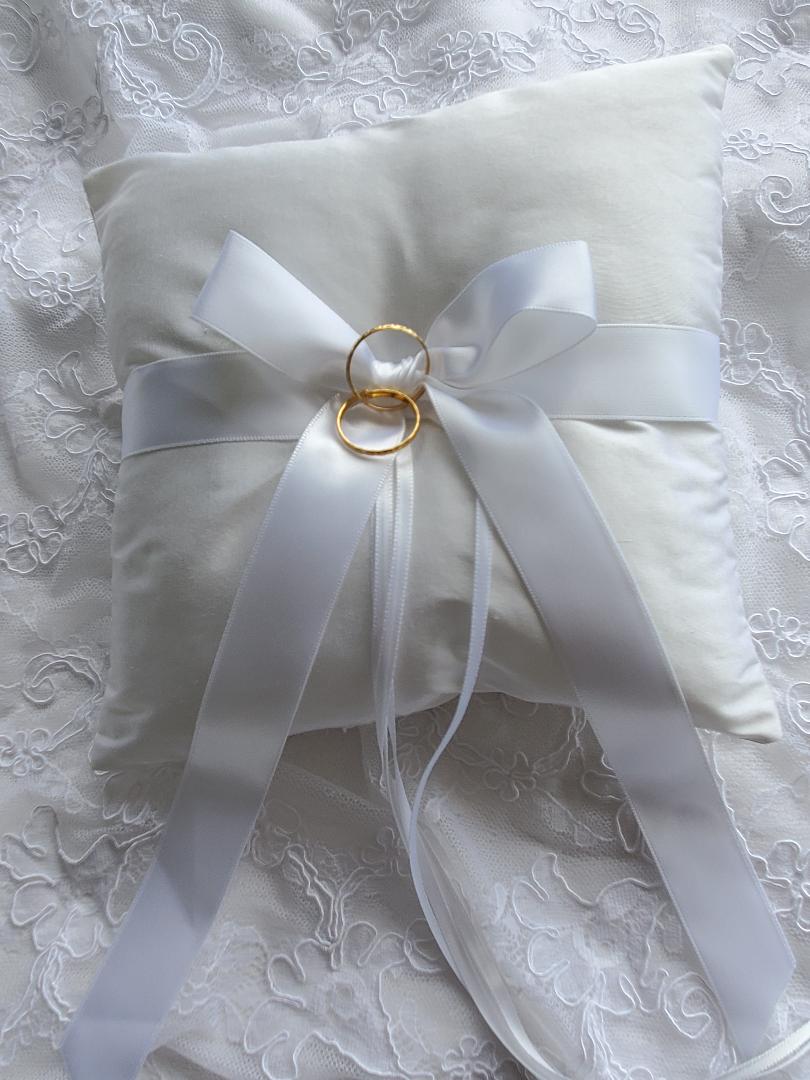 Ring Pillow w/ Bow